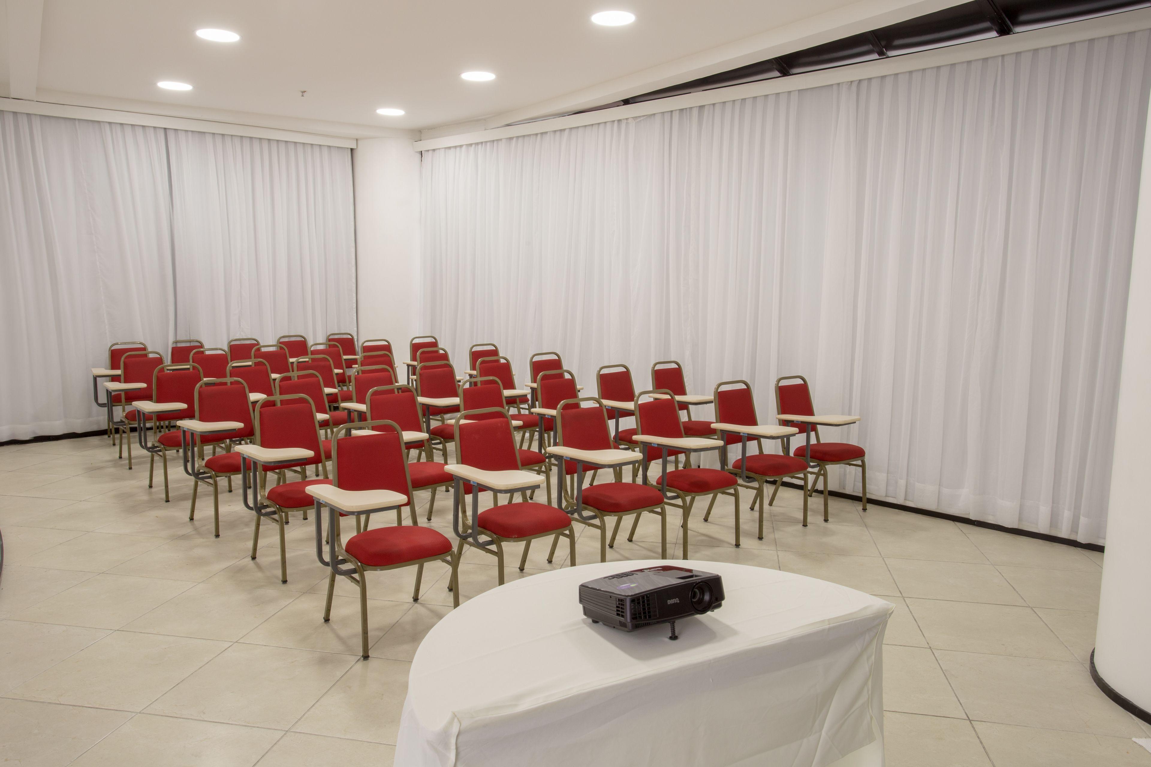 Brasil Tropical Hotel 4*